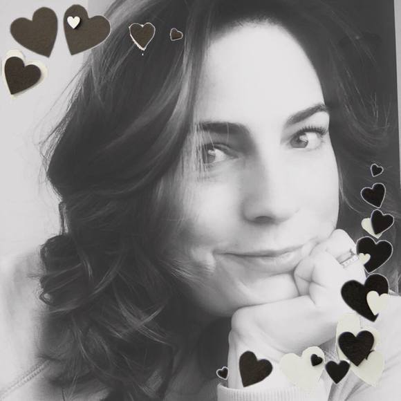 Meet your Posher, Valerie - Picture 1 of 1